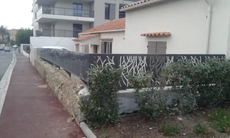 Pose de clôture, Hyères, Le Fer Chez Soi