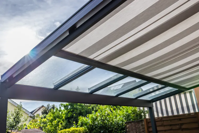 Quel type de pergola en acier installer à Saint-Tropez ?, Hyères, Le Fer Chez Soi